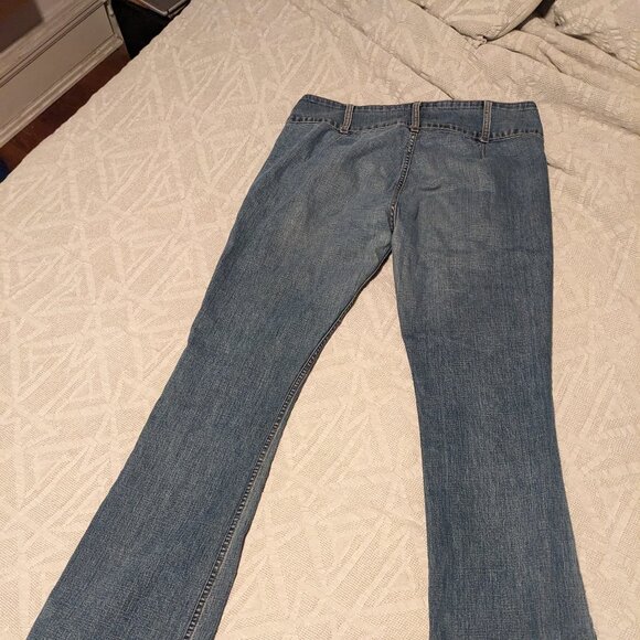 Levi Strauss Boho Low Rise Flare Jean (size 8) - Picture 2 of 4